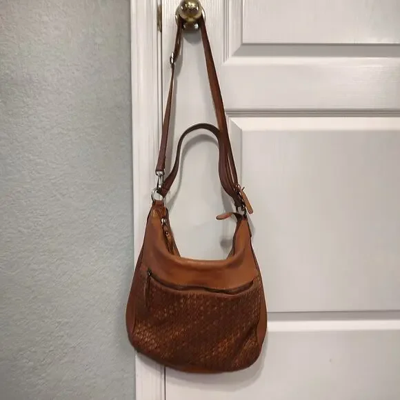 Genuine Leather Brown Shoulder Bag with Zipper Pocket - Picture 3 of 16